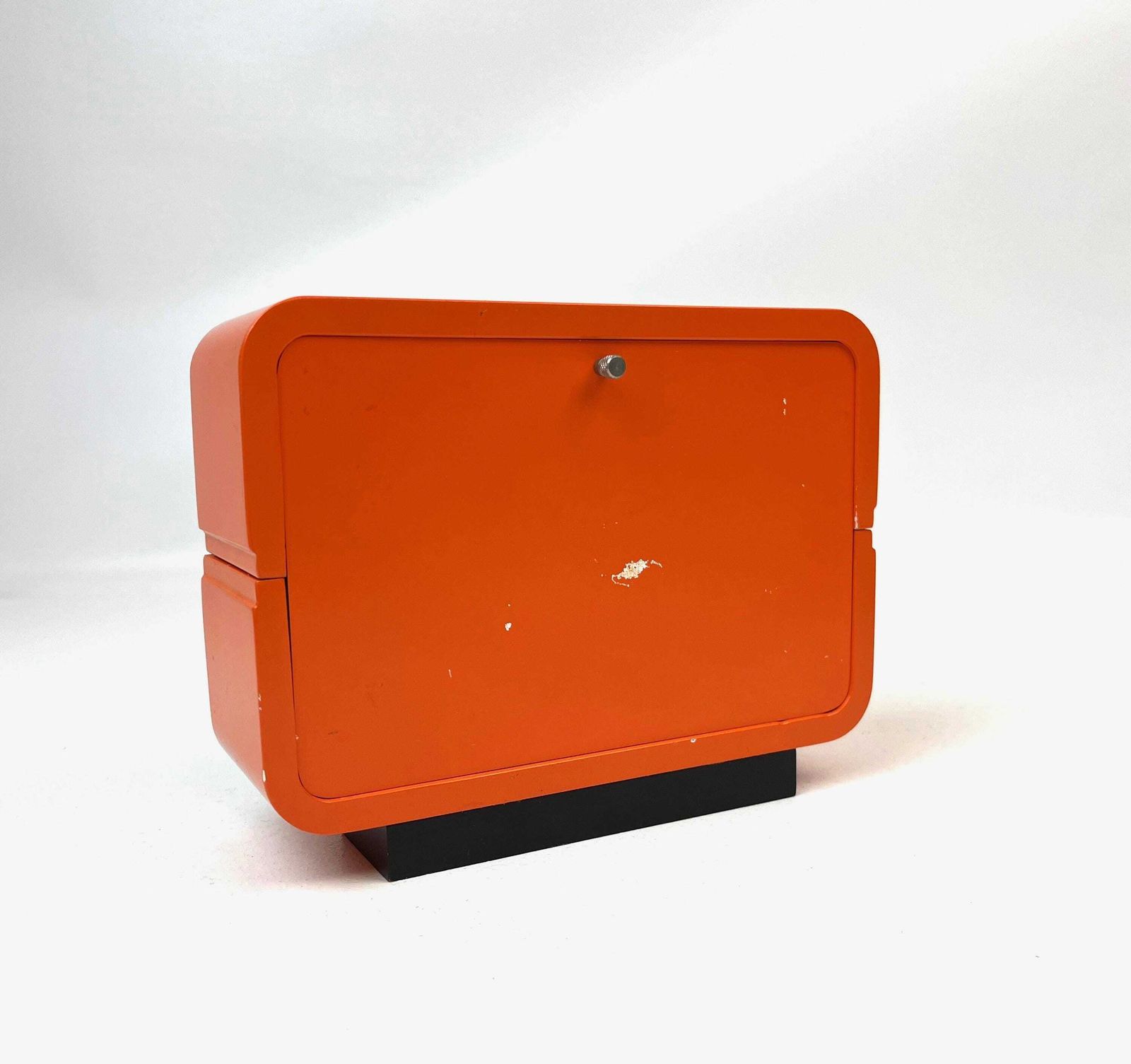 Horloge de bureau mid-century Space Age orange, années 1970, Junghans Ato Mat photo 516.0