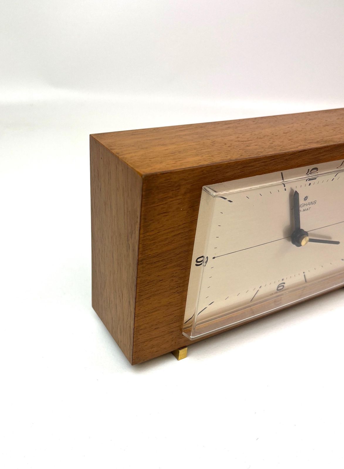 Mid-Century Teak en Messing Bureauklok van Junghans Ato Mat, Duitsland, 1960 photo furniture