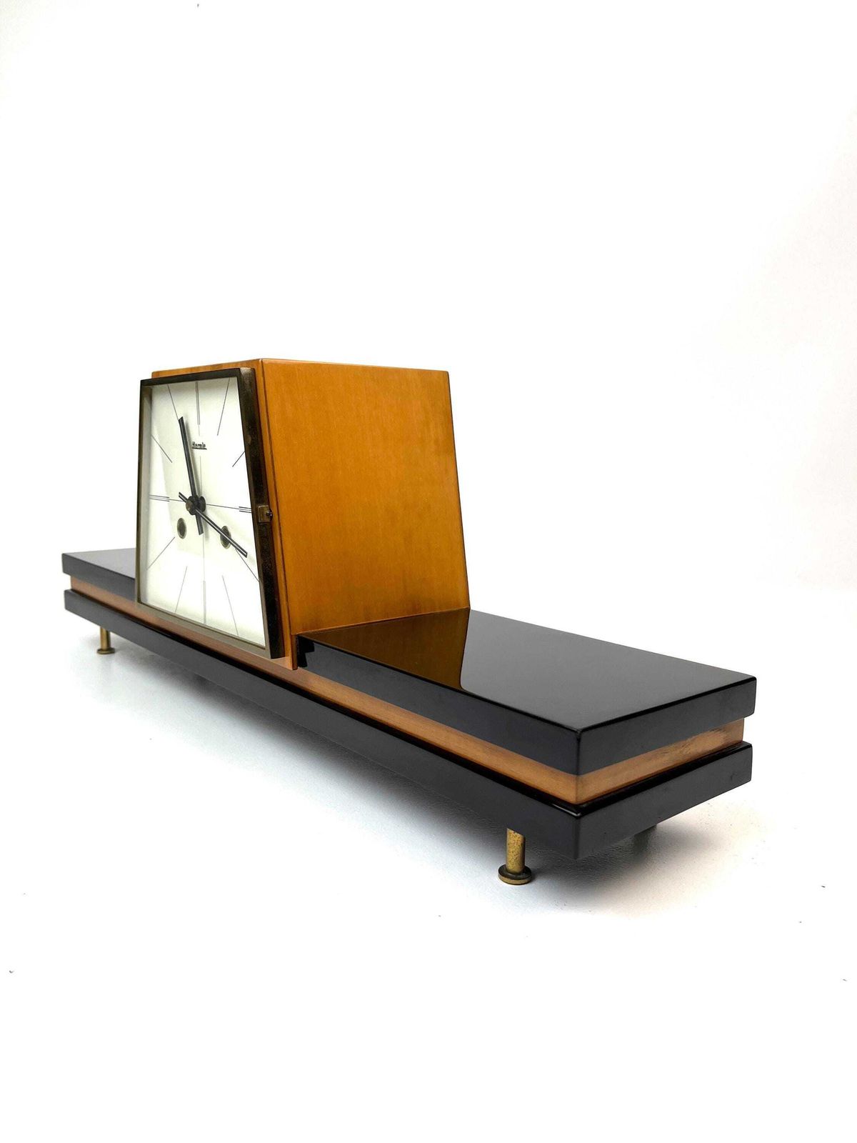 Zeer zeldzame grote Hermle mid-century teakhouten minimalistische schoorsteen- en bureauklok photo buy
