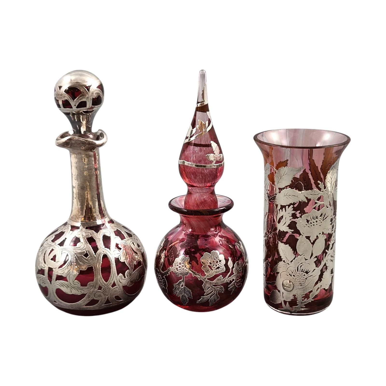 Gorham & Laugharne Robijnrood Glas en Zilver Vanity Ensemble, ca. 1900/ca. jaren 1980 photo furniture