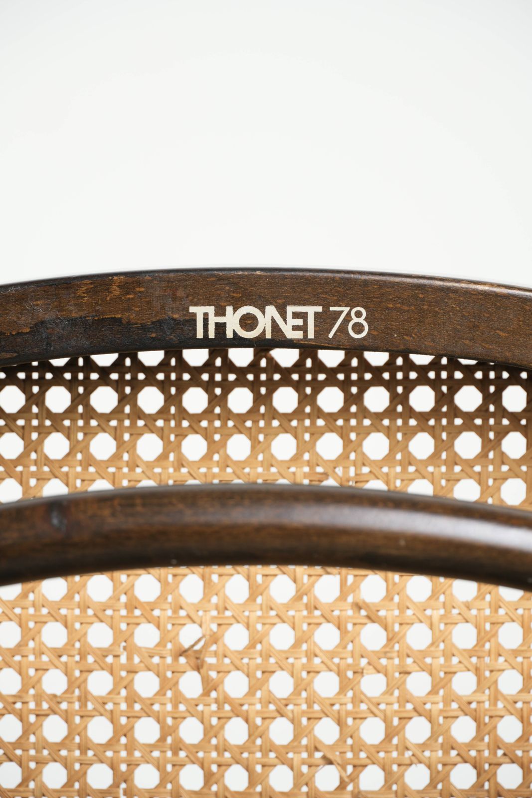 535.0 Set van 2 vintage Thonet design webbing eetkamerstoelen, bistrostoelen met gebogen hout, Long John model photo