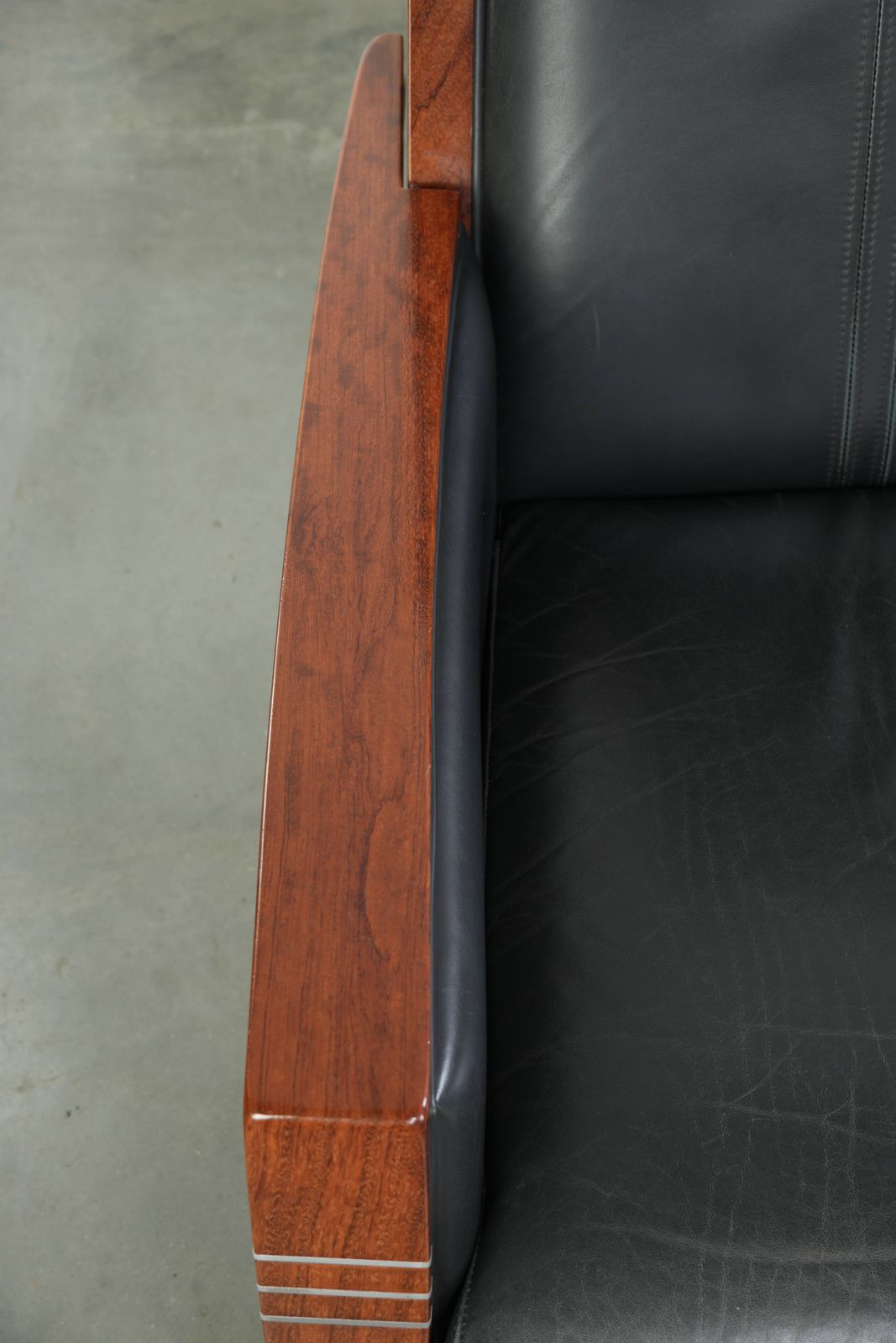 Luxury Electrically Adjustable Art Deco Design Recliner With Black Cow Leather. photo vintage