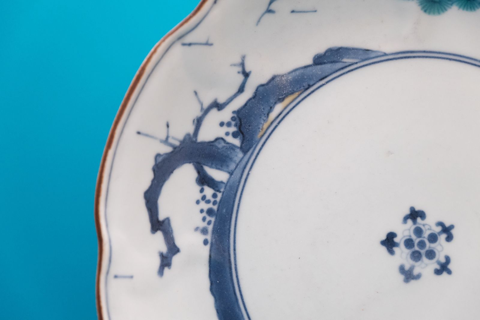 photo furniture Antique Japanese Arita Porcelain Plate 18th/19th Century Pine Bamboo Blue White Scalloped Dish 20cm