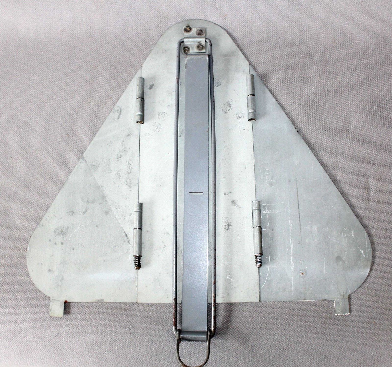Grand panneau de signalisation routière triangulaire pliant A51 en acier vintage, trois sections repliables, rouge et blanc, ROG Belgique, danger photo vintage