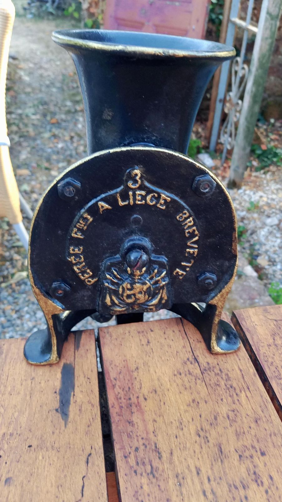 Moulin à café d'époque, en fonte, à fixation sous table