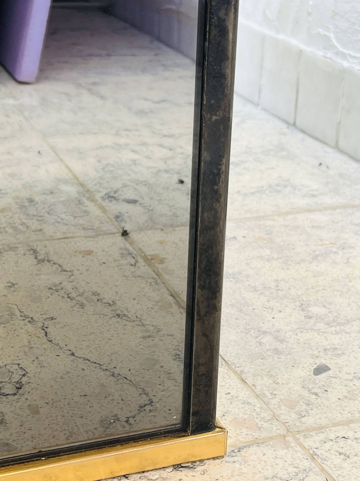 544.0 Tweekleurige salontafel in messing en zwart spiegelglas van Fedam photo