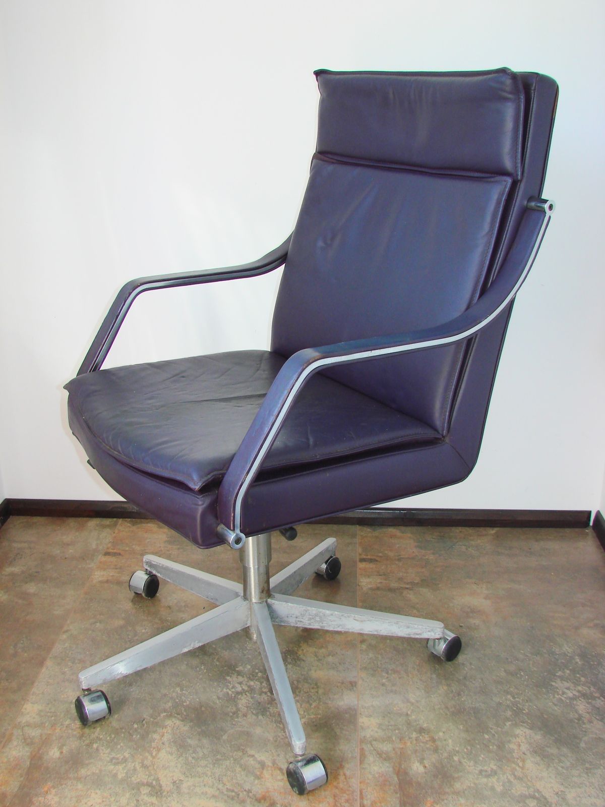 Rudolf Bernt Glatzel’s Leather Armchair For W. Knoll, 1980s photo Furniture