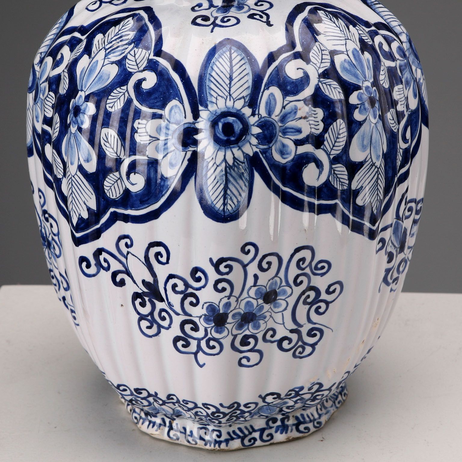 Vase d'époque en majolique, manufacture Aprey, France, XIXe siècle photo 570.0
