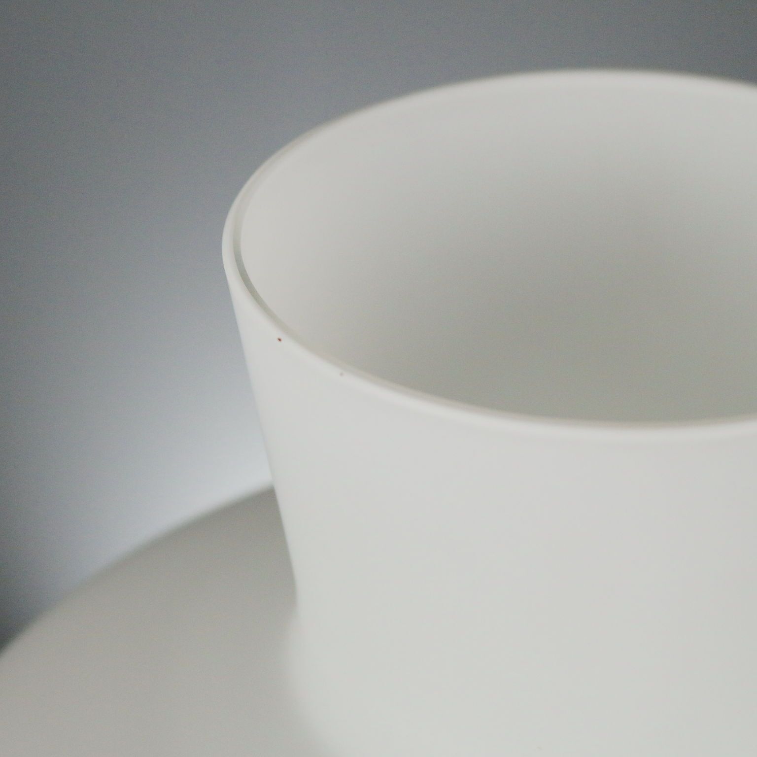 White Cased Glass Vase, Murano Manufacture photo Home Decor
