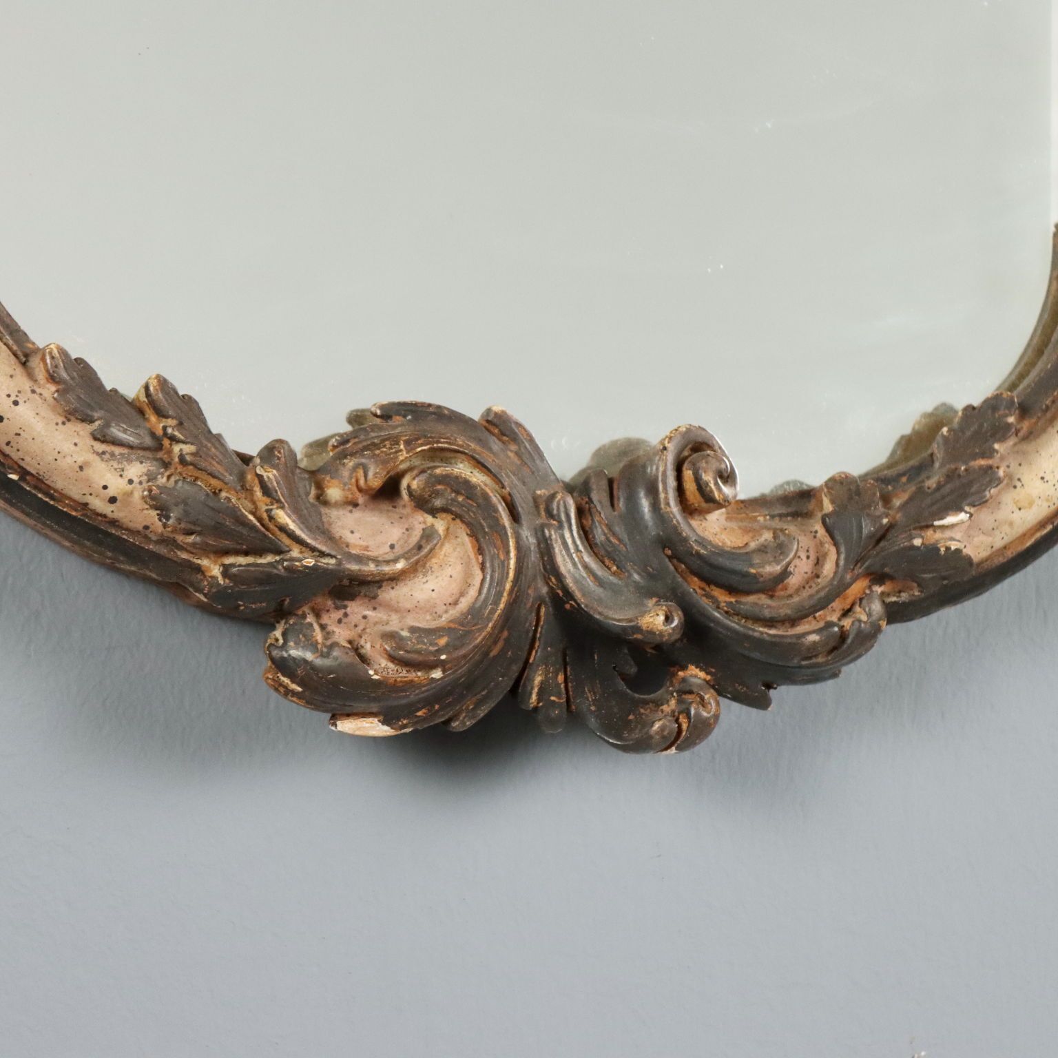 photo furniture Antique Mirror Carved Lacquered Wood Italy XX Century