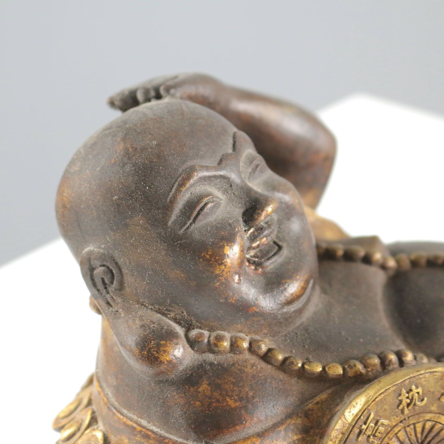 Budai bronzen sculptuur photo for sale