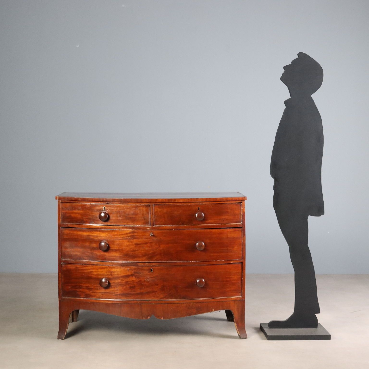 Mahonie Ladekast Met Esdoorn En Ebbenhout Inlegwerk photo furniture