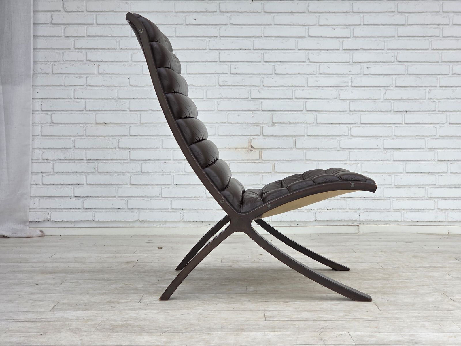 photo furniture 1970s, Danish Chair By Peter Hvidt & Orla Mølgaard For Fritz Hansen.