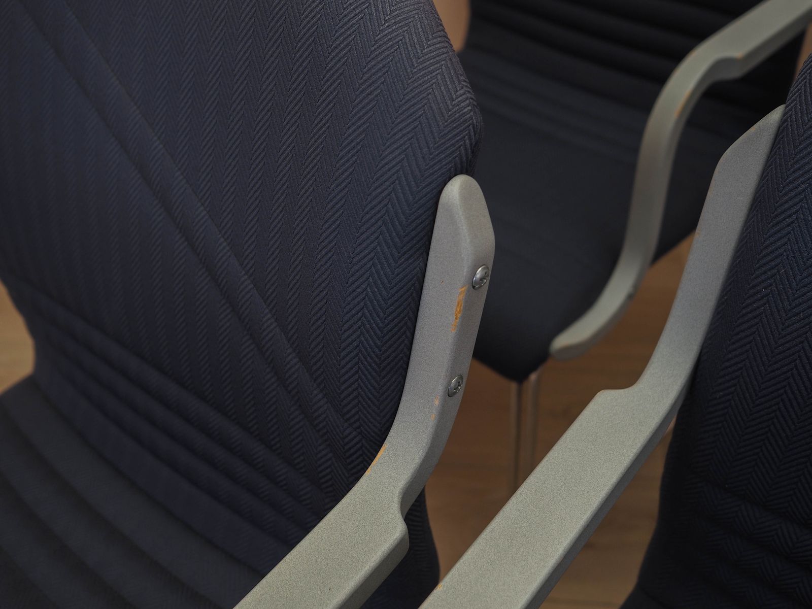 Set van zes stoelen met armleuningen, blauwe bekleding, Italiaans modern design, jaren 1990 photo buy