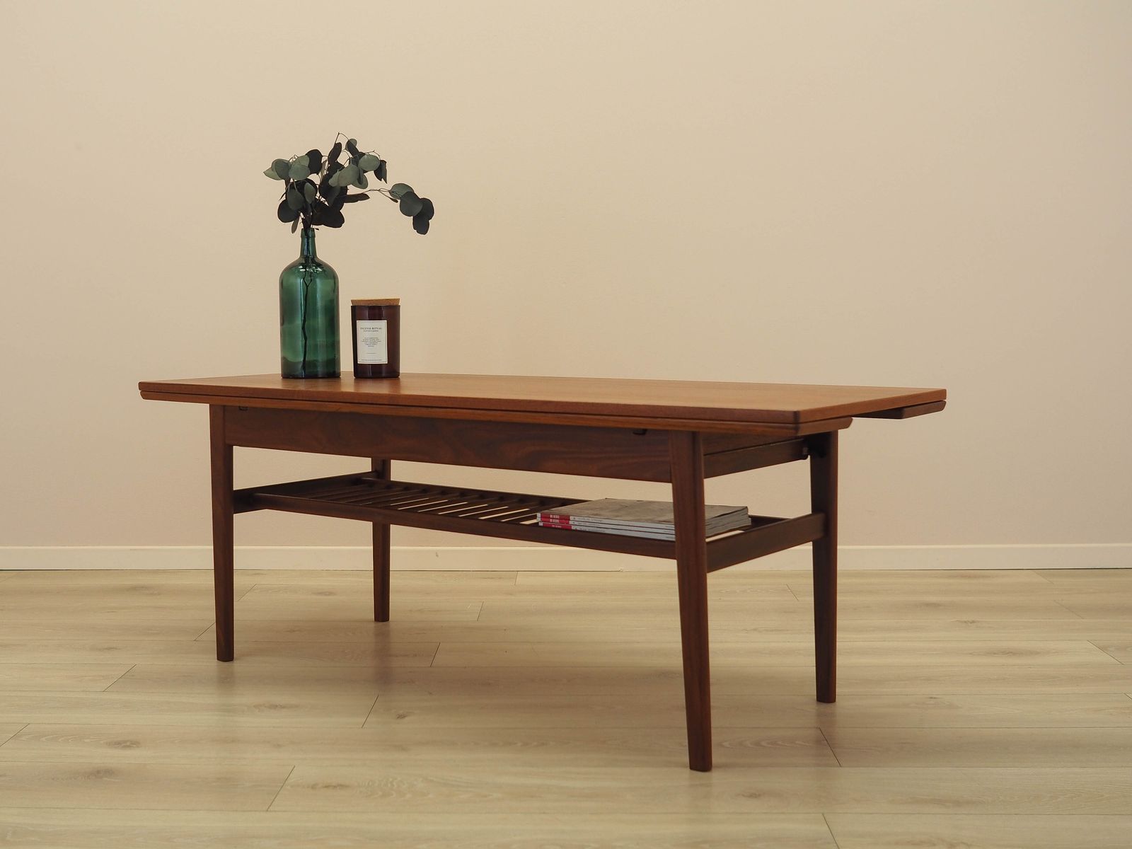 Deense teakhouten salontafel met lattenplank, jaren 1960 photo Meubels