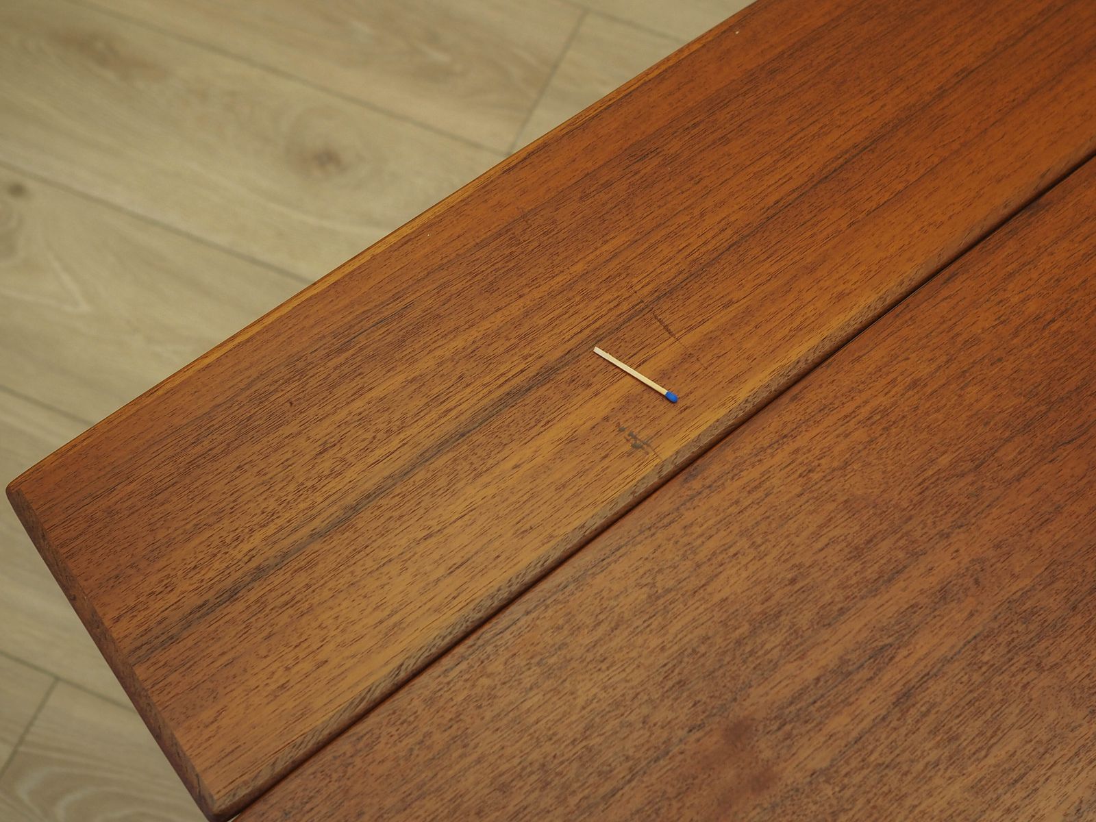 1089.0 Deense teakhouten salontafel met lattenplank, jaren 1960 photo
