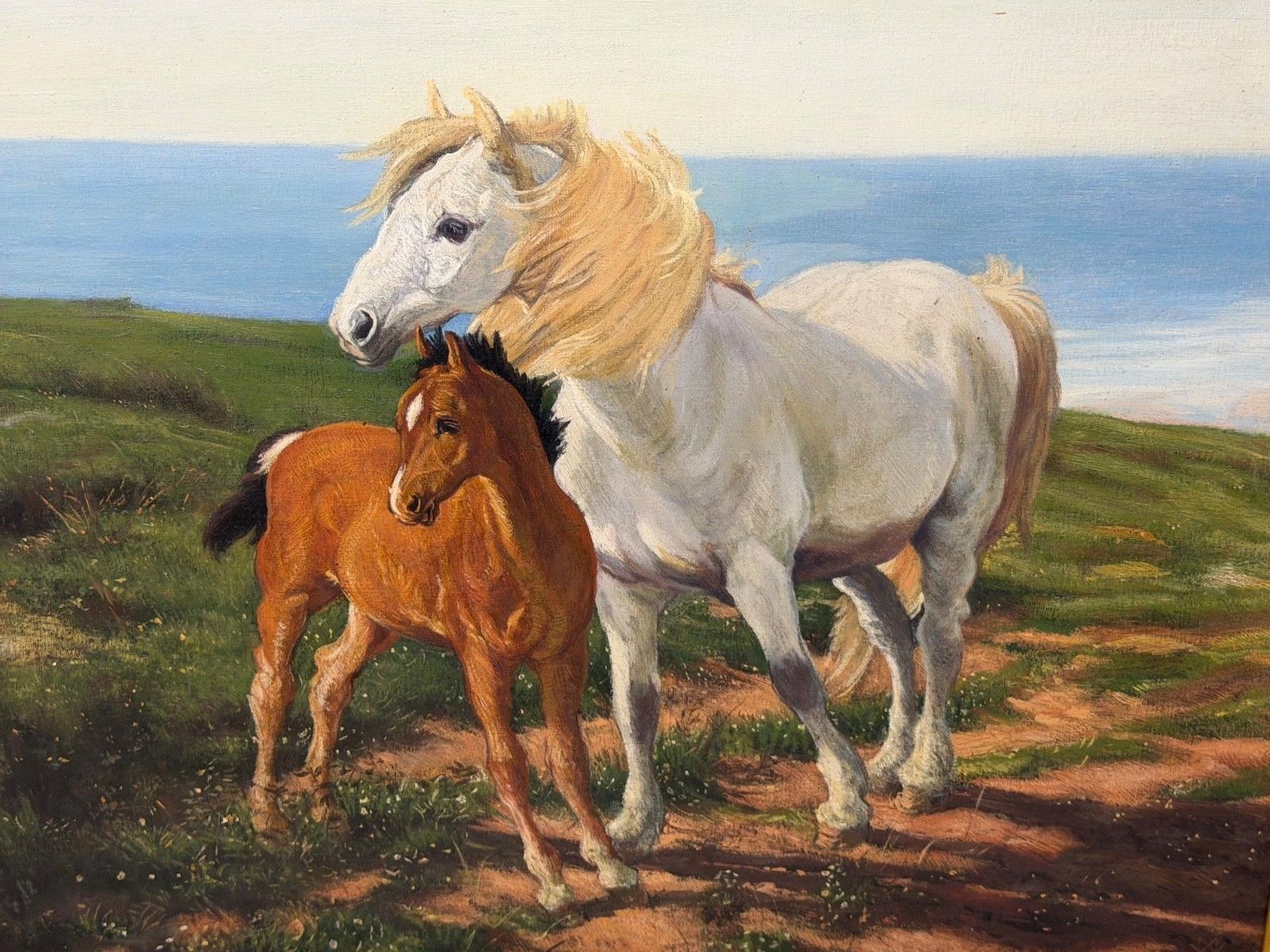 Equestrian olieverfschilderij grijze merrie naast voskleurig veulen "Mother And Son" photo furniture