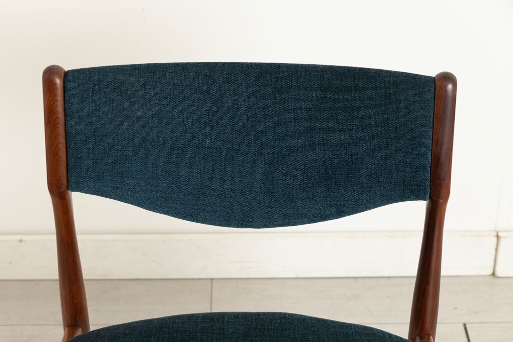 photo furniture Set Of 6 Danish Midcentury Rosewood Dining Chairs With Blue Fabric Upholstery C.1960s