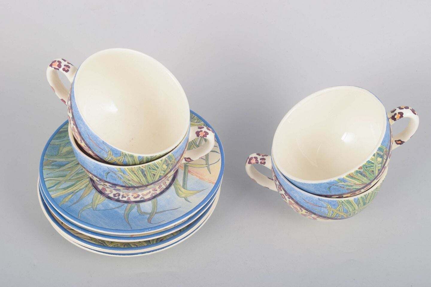 Gien, « Savane ». Service de quatre tasses à café en faïence avec soucoupes assorties. photo for sale