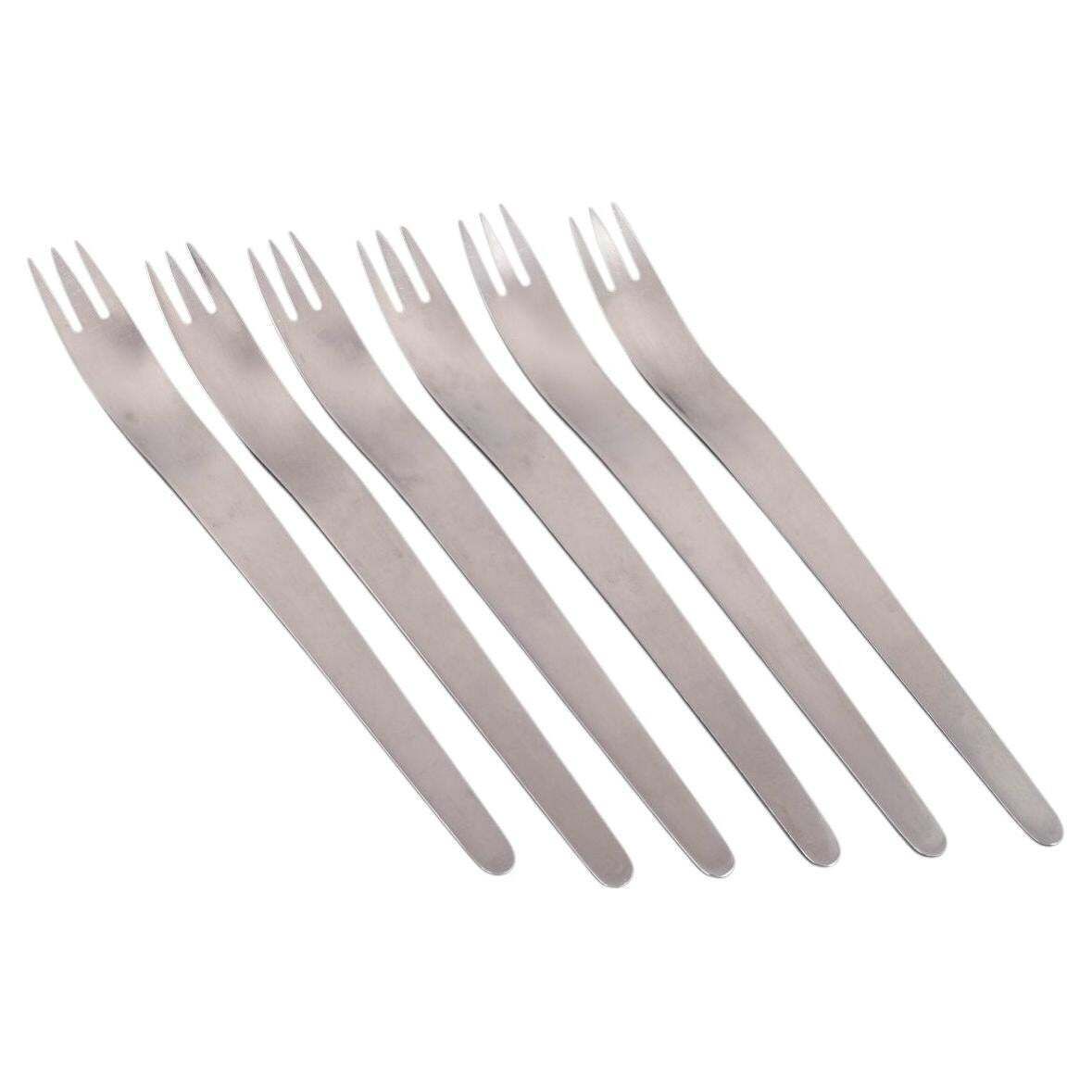 Arne Jacobsen voor Anton Michelsen. Set van zes dinervorken in roestvrij staal.