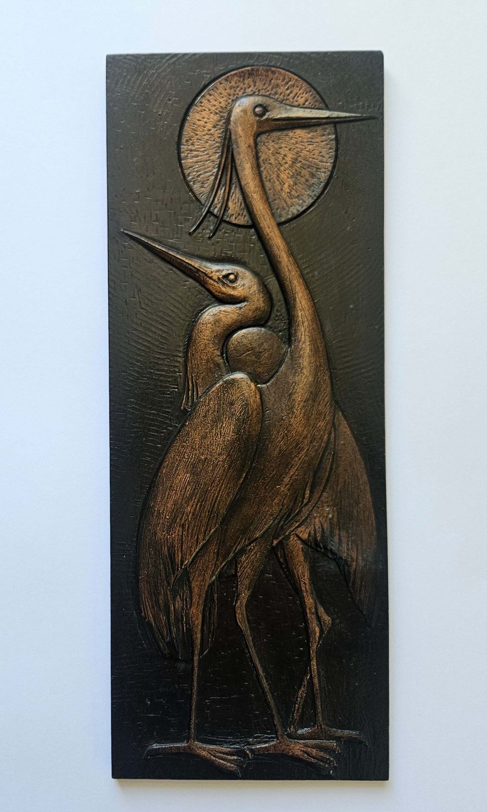 Zeldzaam houten wandreliëf met reigers, ca. jaren 1960 photo furniture