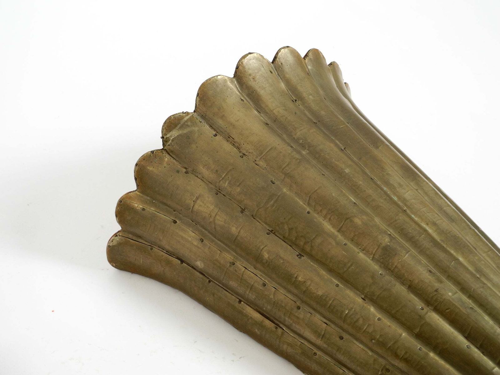 photo vinterior Paar zeldzame grote wandlampen uit de jaren 1950 van hout bekleed met aluminium