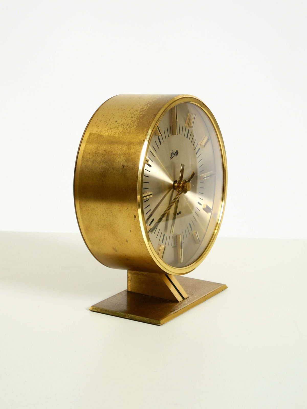 photo furniture Zeldzame tafelklok in messing uit de jaren 1960 van Schatz, Duitsland