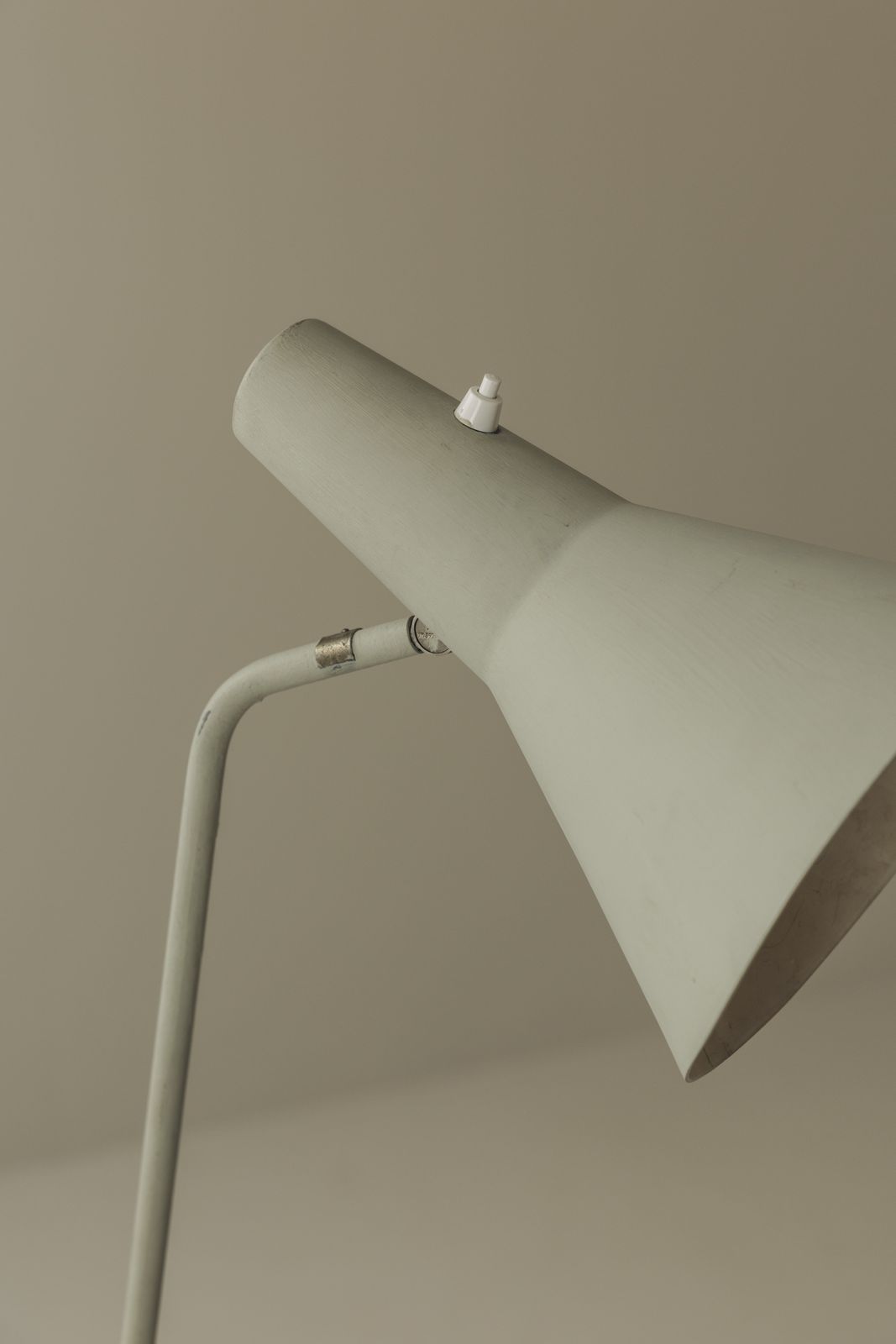 Sculpturale vloerlamp, model E1770, van Svend Aage Holm Sørensen voor Asea, ca. jaren 1950 photo 2000.0