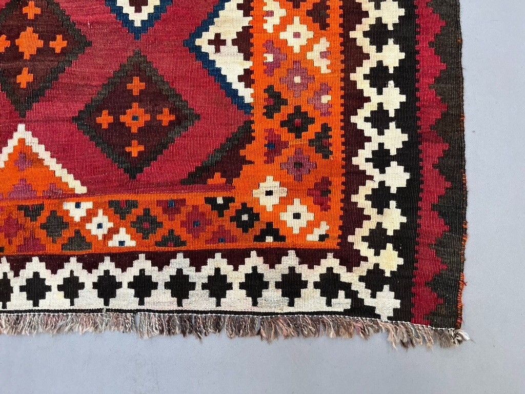 Vintage Tribal Kilim 270x163 Cm Wool Kelim Rug Large Red, Black, Colorful photo buy