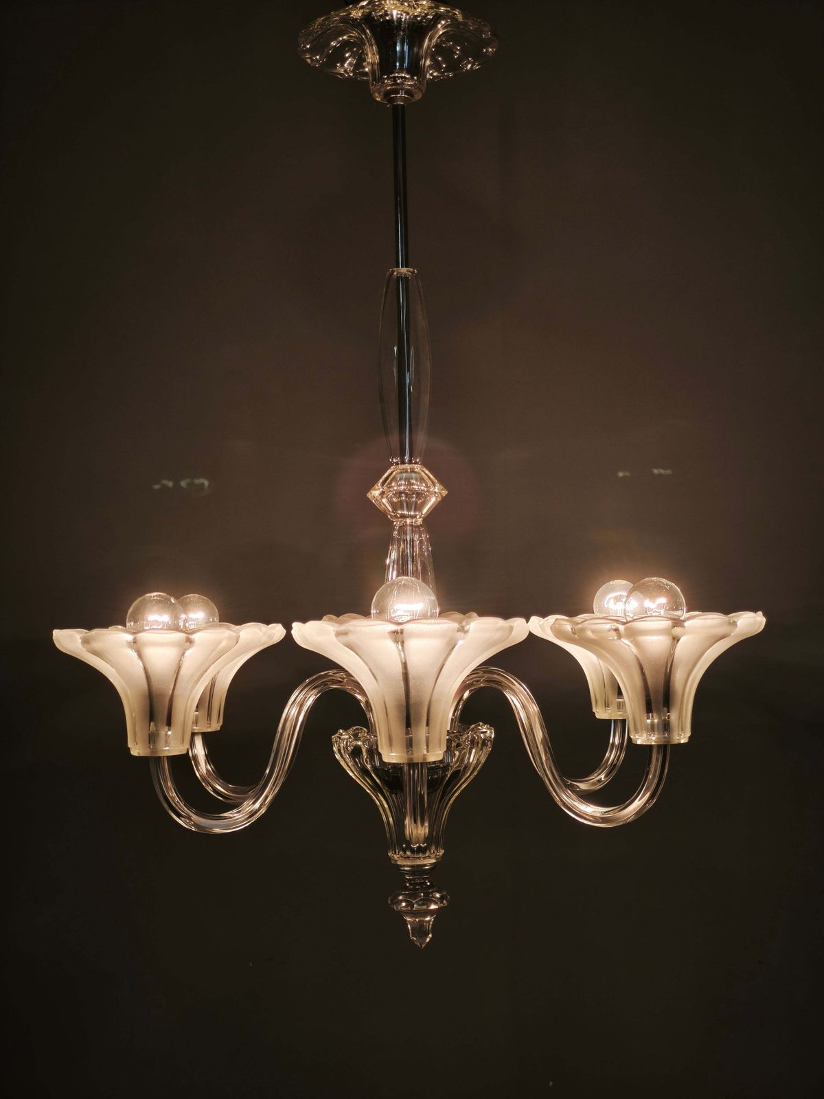 Lustre Art Déco à six bras en verre, Tchécoslovaquie, années 1930 photo furniture