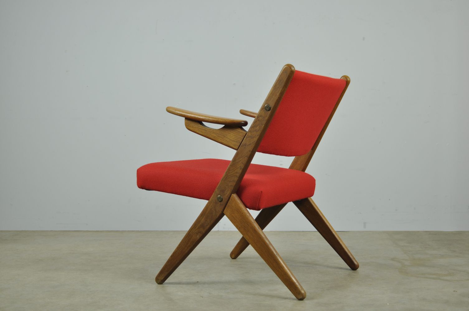 Klassieke Deense vintage schaarfauteuil van Arne Hovmand Olsen in eiken, jaren 1960 photo 950.0