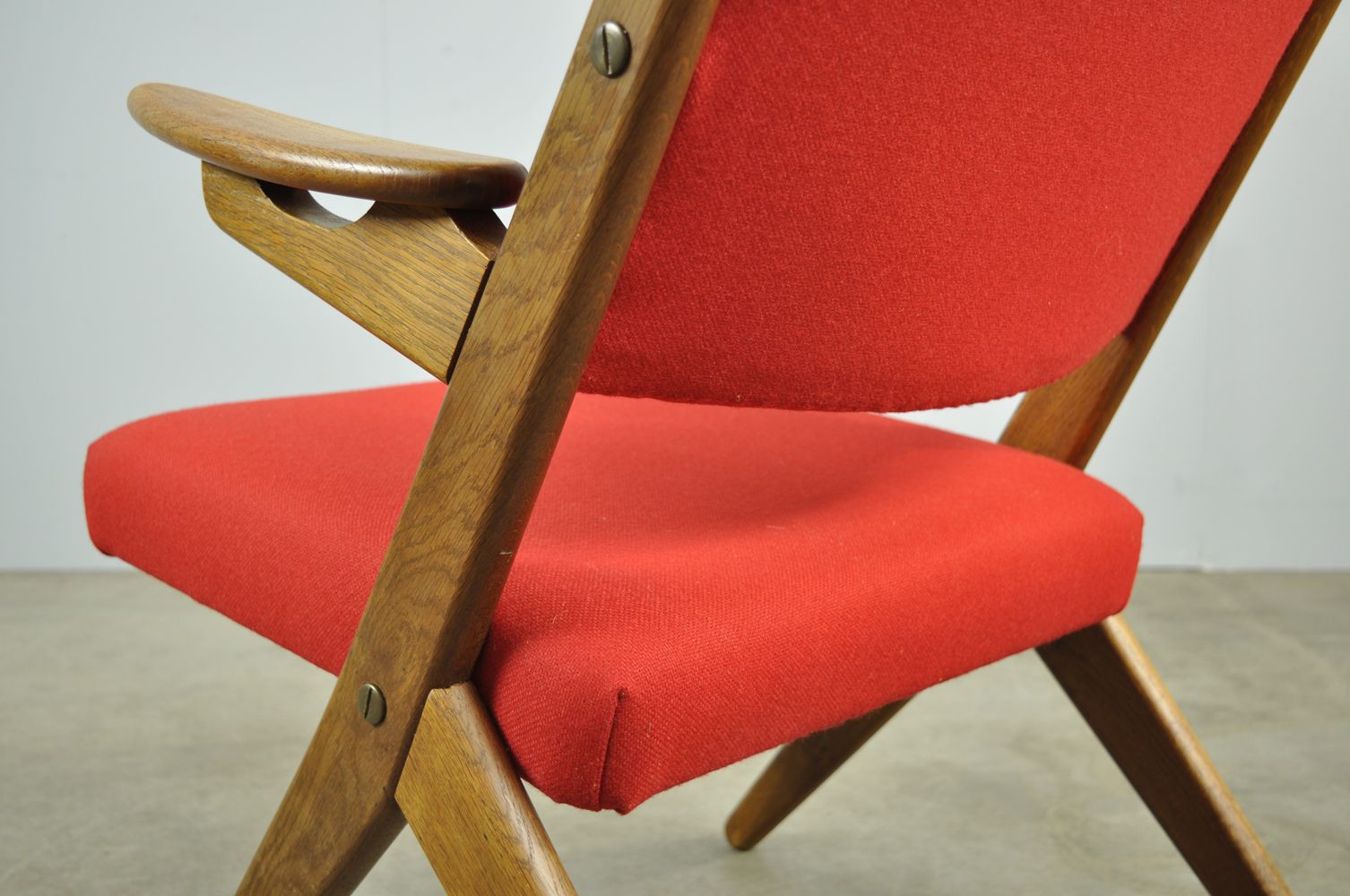950.0 Klassieke Deense vintage schaarfauteuil van Arne Hovmand Olsen in eiken, jaren 1960 photo
