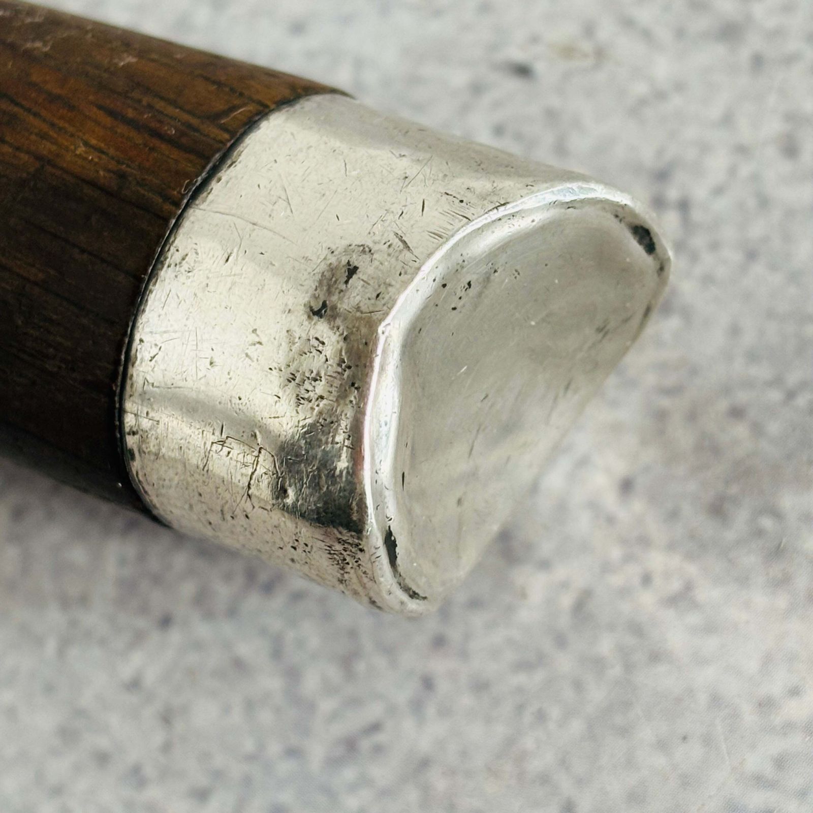 Antiek zilveren broodvork met twee tanden photo 150.0