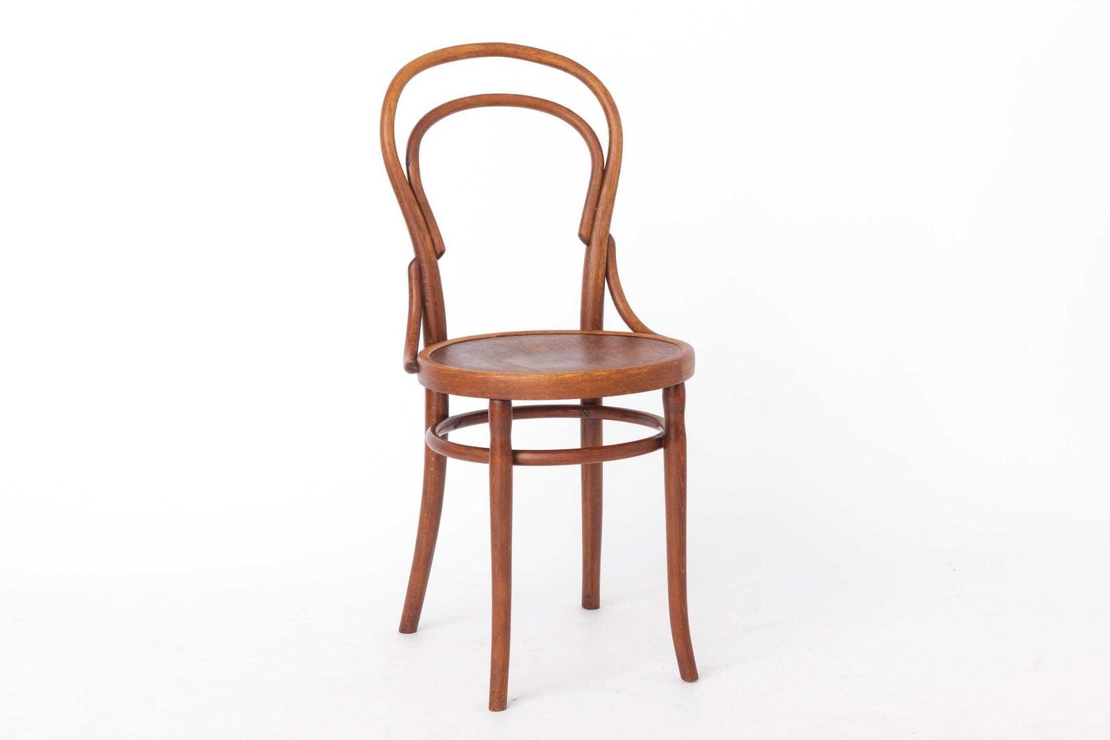 photo furniture Paar Antieke Bugholzstoelen | Oostenrijkse Beukenhouten Eetkamerstoelen | Thonet Stijl | 1930-1950