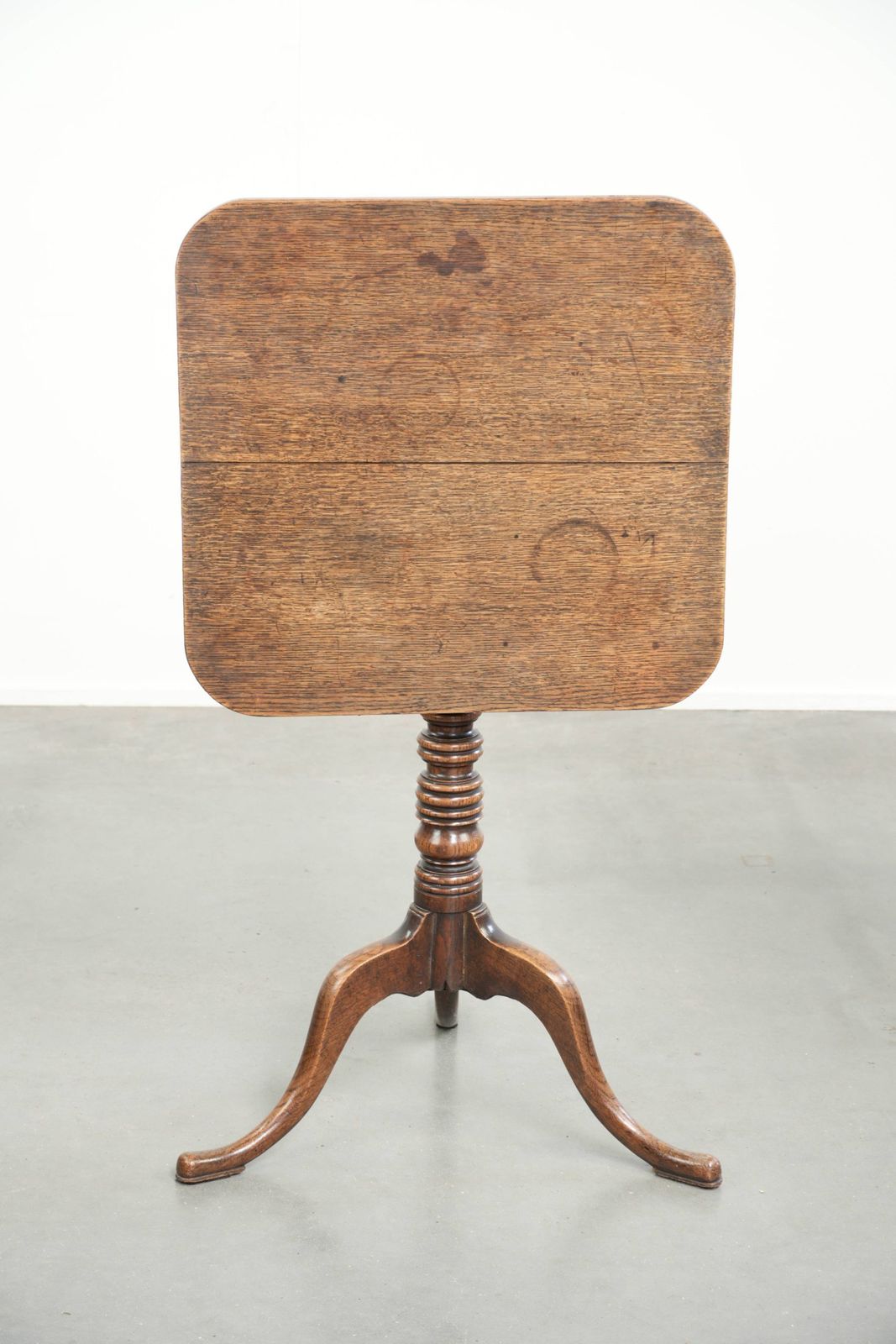Antiek Engelse eiken klaptafel, bijzettafel, begin 19e eeuw, unieke vierkante vorm photo for sale