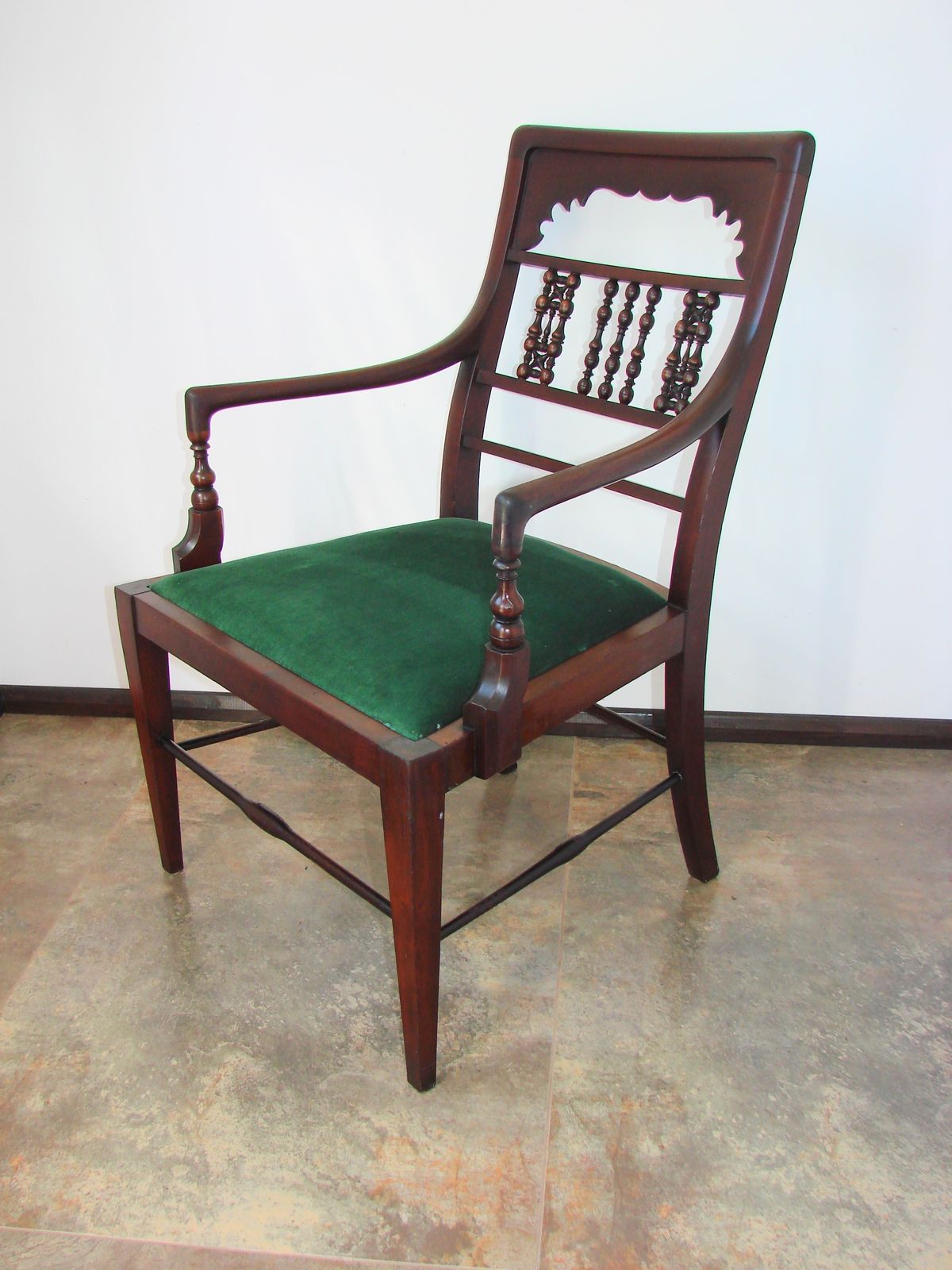 Mahonie fauteuil uit de overgang van de 19e naar de 20e eeuw photo Meubels