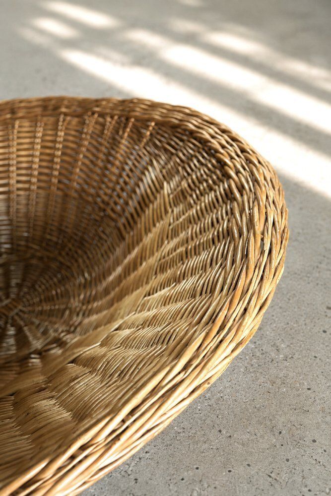 photo furniture Vintage Italiaanse Modern Boho Rattan Bolvormige Schaalstoelen, ca. jaren 1950