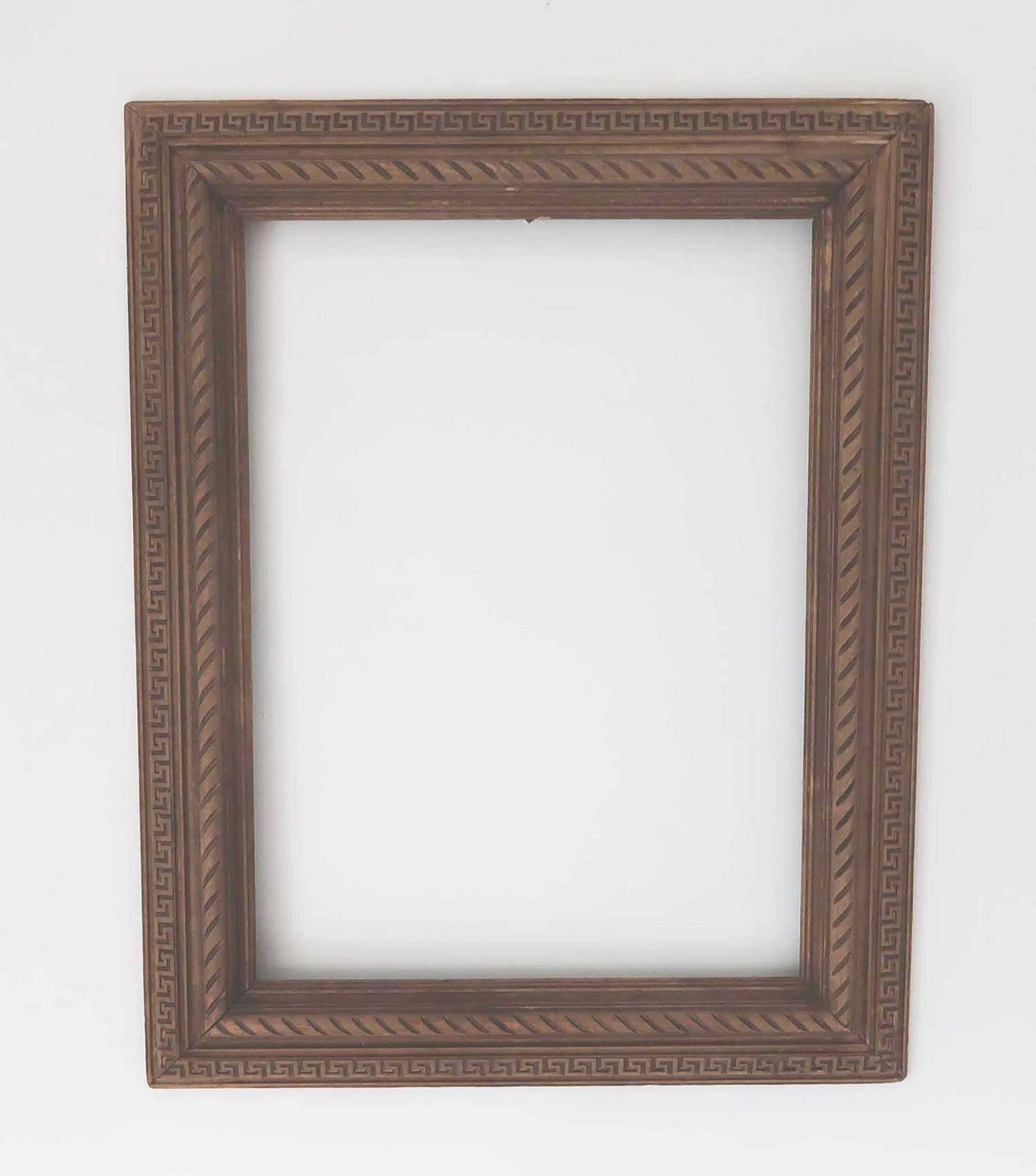 Large Antique Renaissance Style Carved Wood Picture Frame. English, 19th Century photo furniture