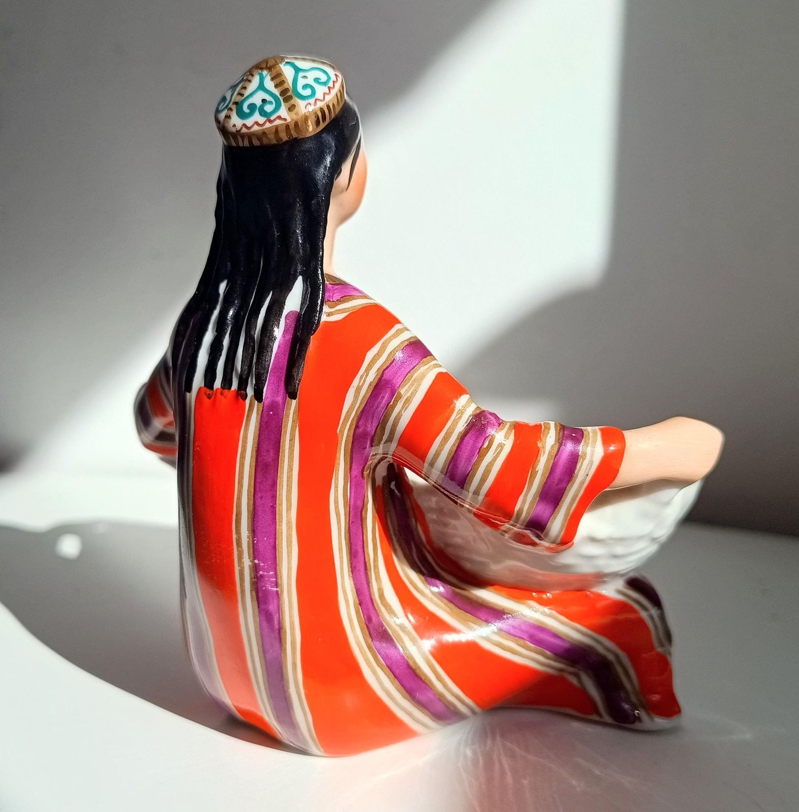 Lomonosov Lfz Porcelain Figure Of Uzbek Girl With Basket, Sculptor G. Stolbova, Red Mark photo 210.0