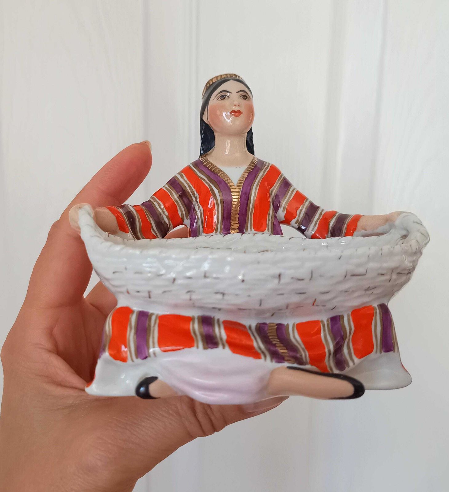 210.0 Lomonosov Lfz Porcelain Figure Of Uzbek Girl With Basket, Sculptor G. Stolbova, Red Mark photo