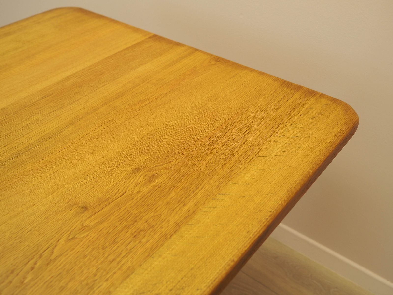 Mobilier Table à manger danoise extensible en chêne, par Henning Kjærnulf, années 1960 photo
