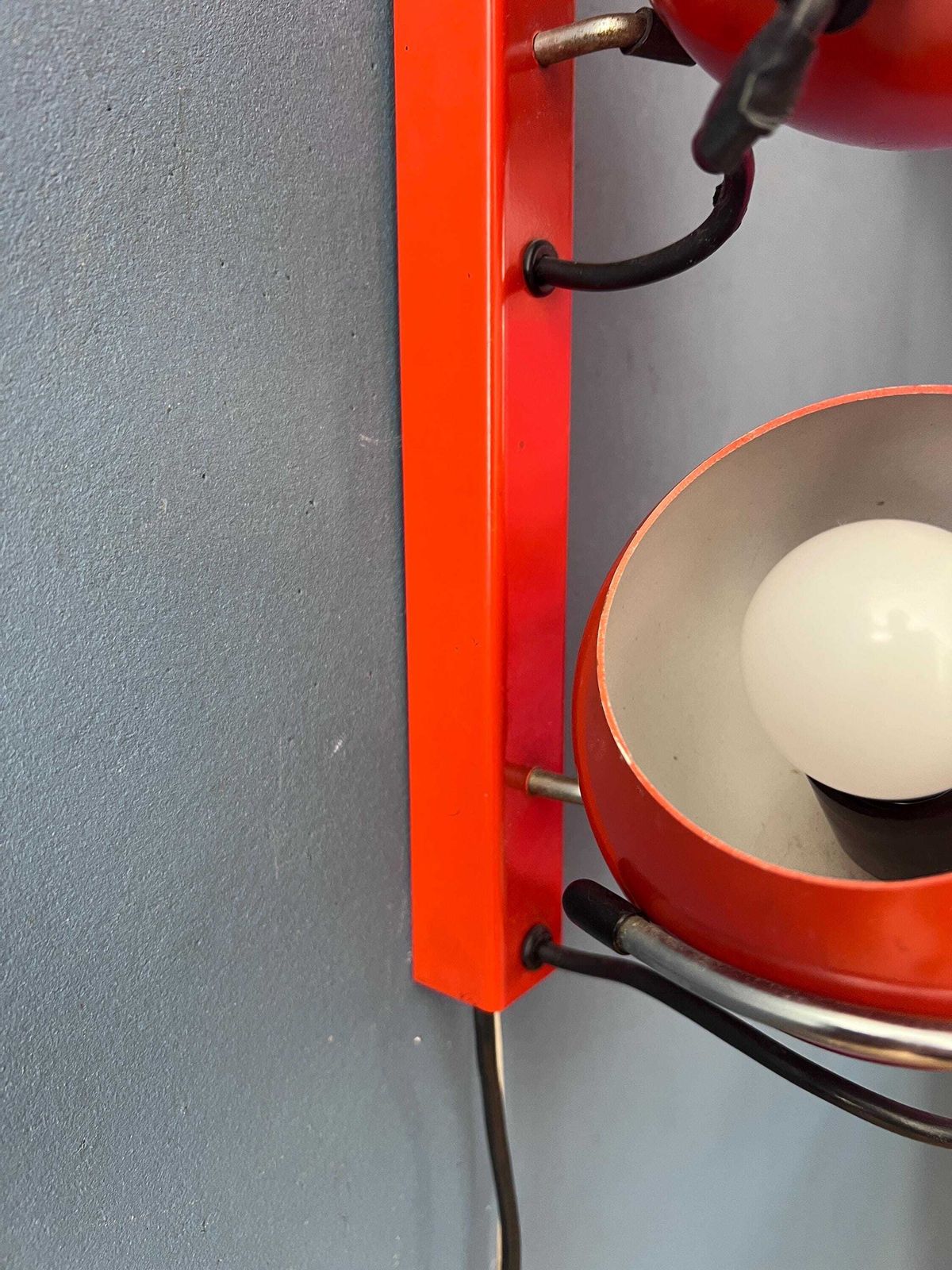 photo buy Mid Century rode Gepo Space Age Eyeball wandlamp