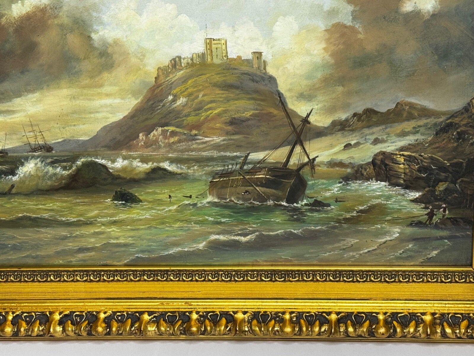 Victoriaans Brits marineolieverfschilderij Bamburgh Castle Scheepswrak Volgeling Carmichael photo Kunst
