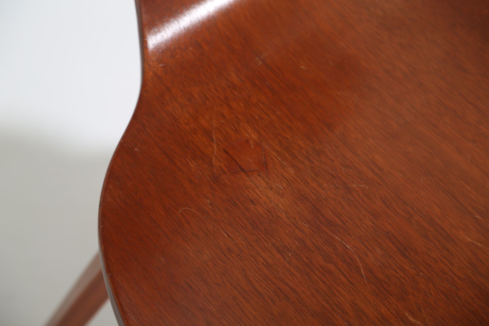 Mid-Century Modern walnootfineer zijstoel toegeschreven aan Norman Cherner voor Plycraft, jaren 1960 photo vinterior