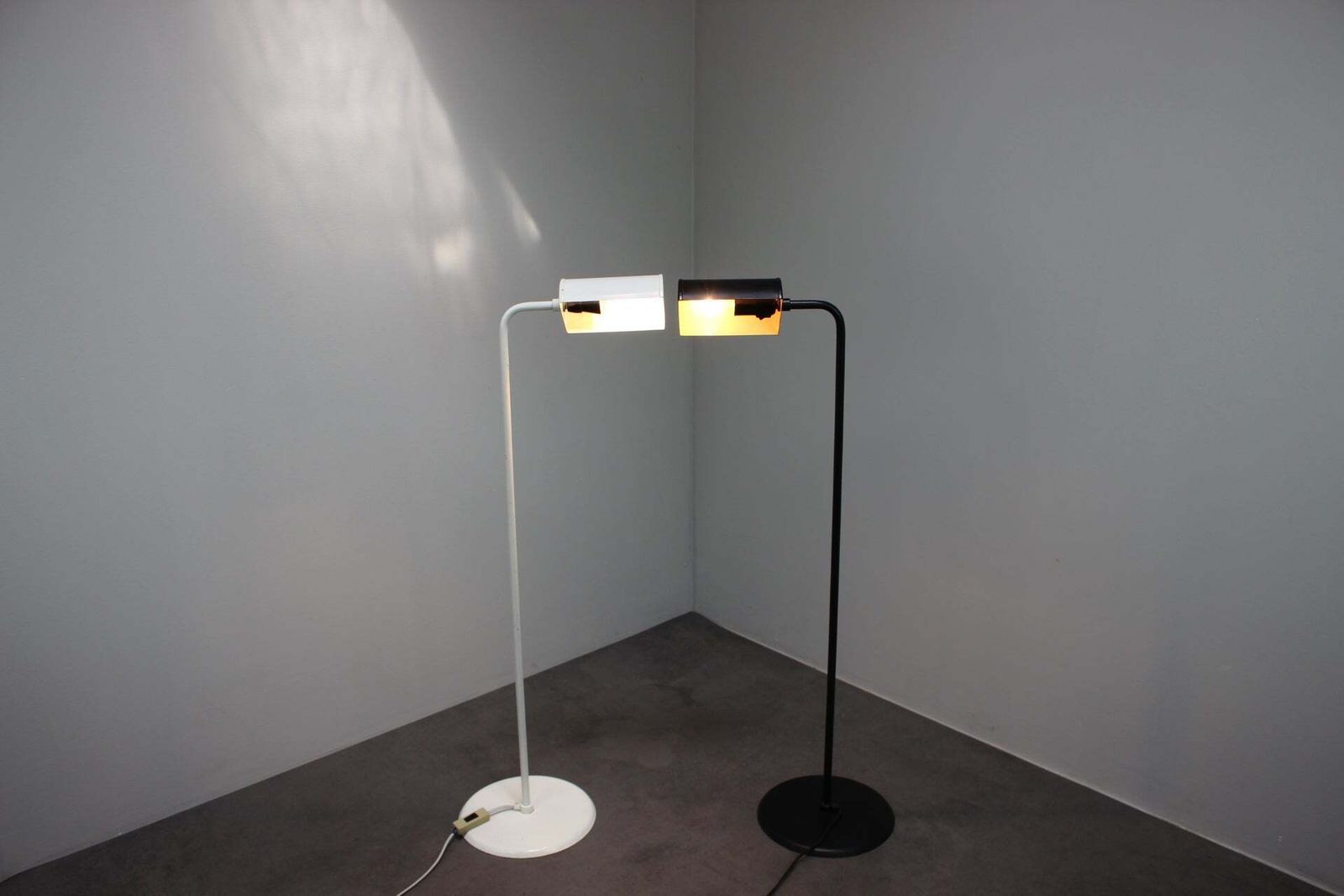 photo vinterior Paar Mid-Century Modern vloerlampen van Abo Randers, Denemarken, jaren 1970