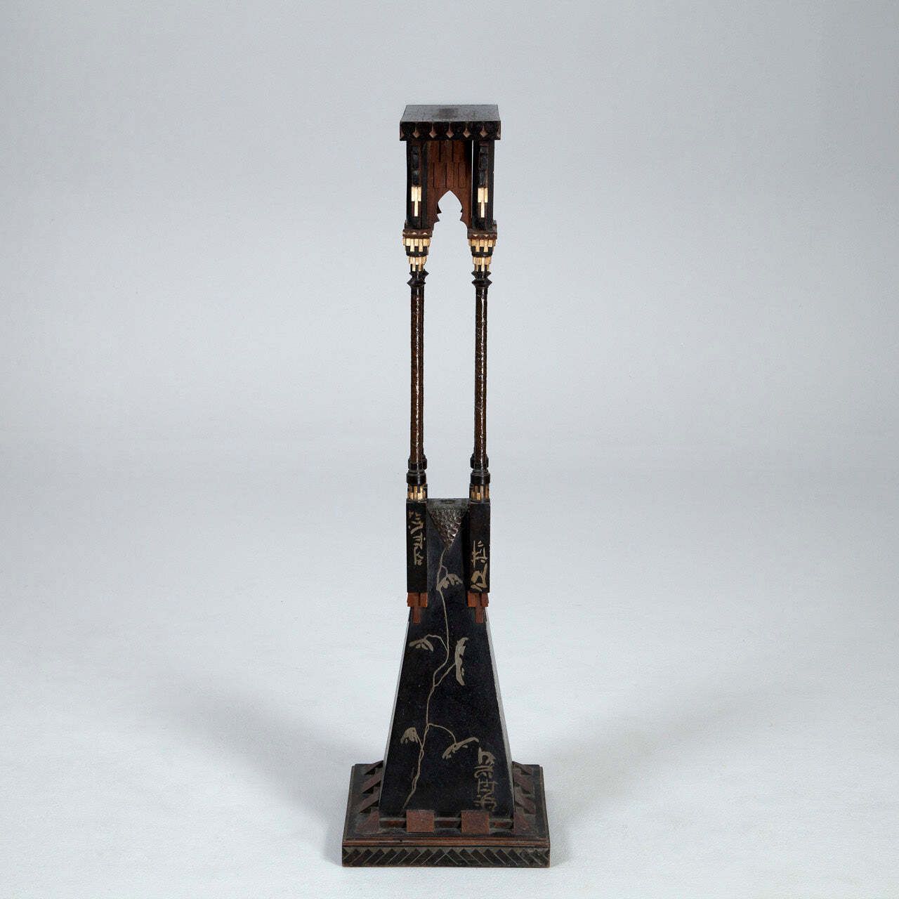 Pedestal Carlo Bugatti 1900s, 1800s photo furniture