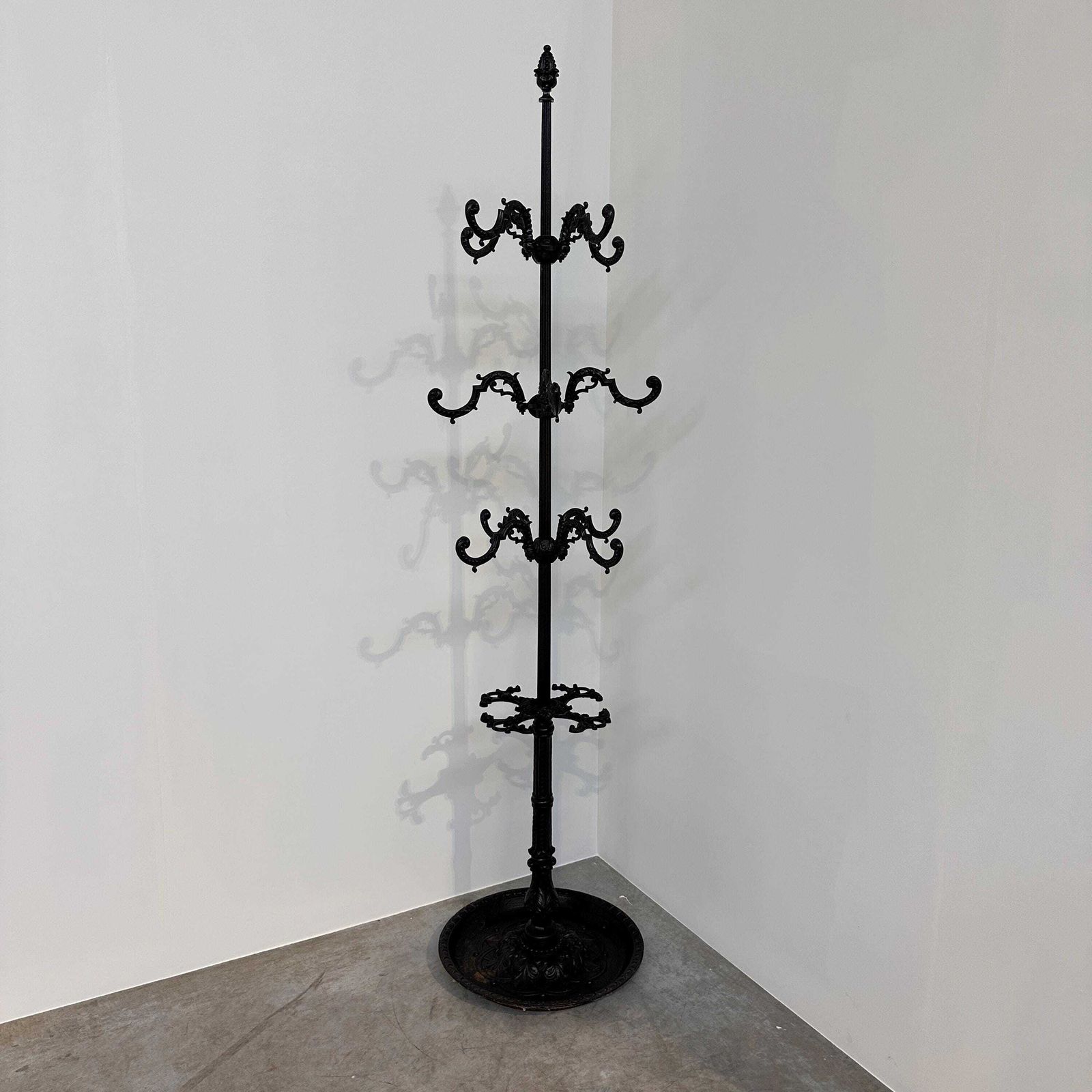 Large Ornate Cast Iron Hall Tree Coat Stand With 12 Hooks photo vintage