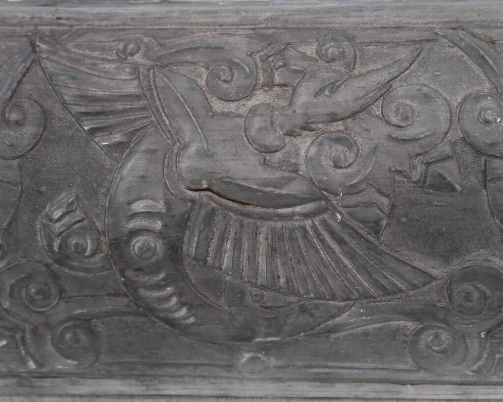 Frans art nouveau tinnen cassette, repoussé en gehamerd tin, ca. 1900-1915, toegeschreven aan de stijl van Daguet, art deco Frankrijk Alfred Daguet photo buy