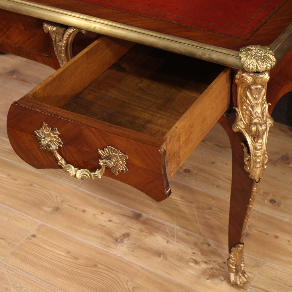 Bureau de style Louis XV, première moitié du XXe siècle photo buy