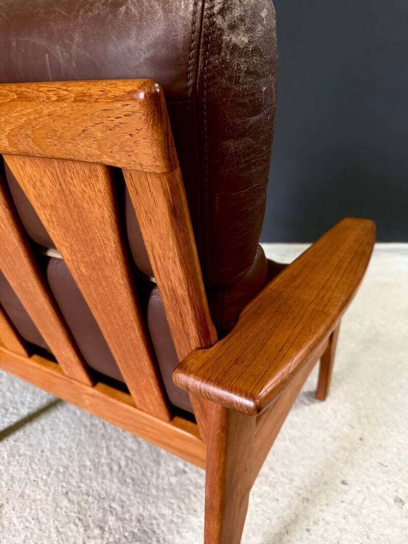 photo vintage 1960's Mid-Century Modern Design Leren Teakhouten Lounge Stoel Set 2